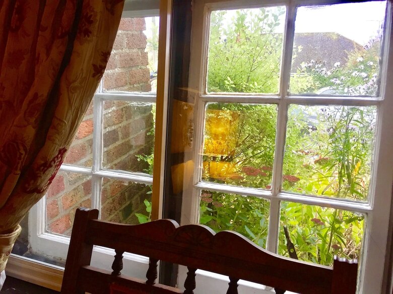 Hotel Thatched Cottage