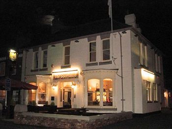 Hostal The Sportsman Hotel