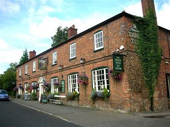 Hostal The Three Tuns Hotel