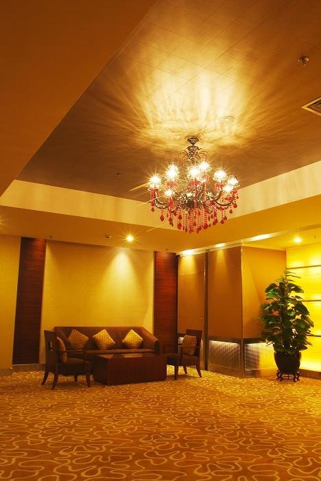 Hotel Days Luohu