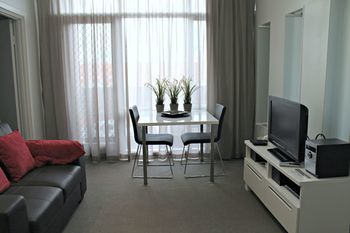 Aparthotel Adelaide Dresscircle Apartment - Ward St
