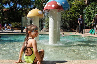Cabana Ashmore Palms Holiday Village