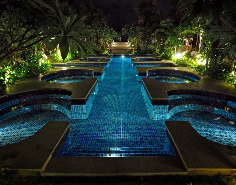 Hotel Banyan Tree