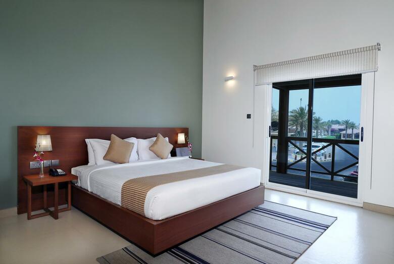 Al Bander Hotel & Resort