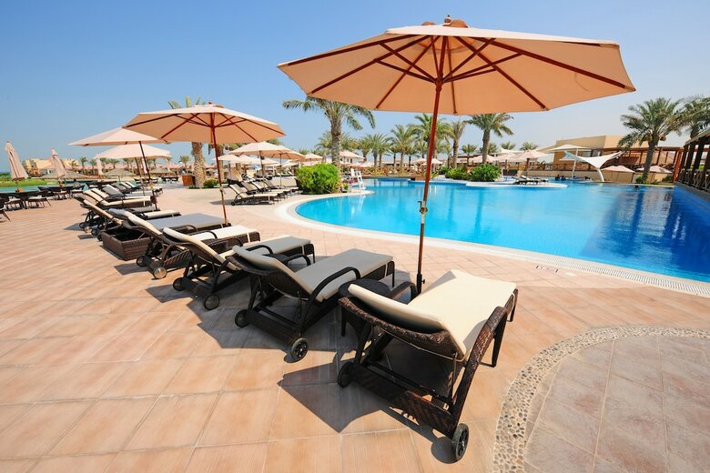 Al Bander Hotel & Resort