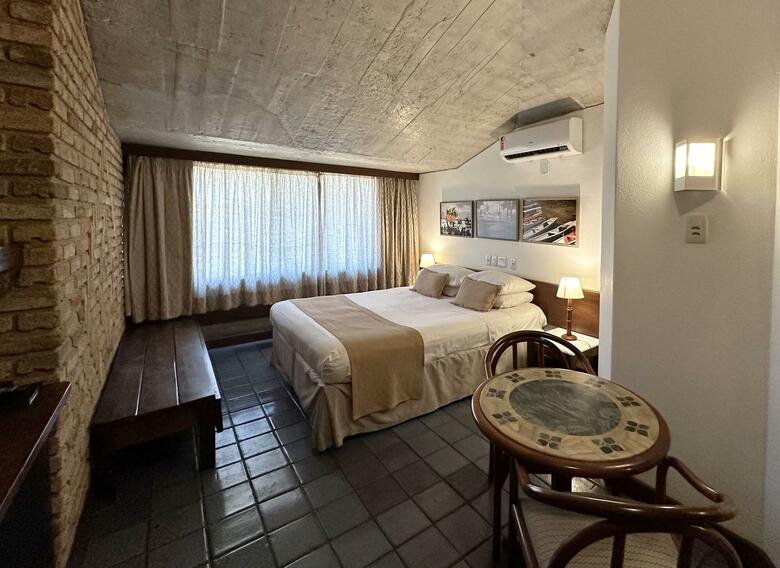 Catharina Paragua�u Hotel