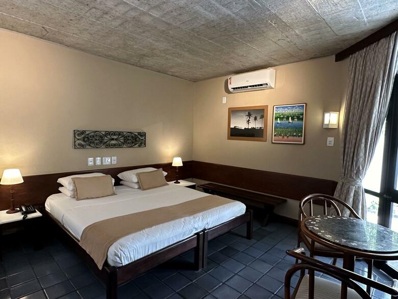 Catharina Paragua�u Hotel