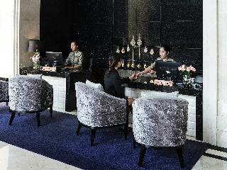 Grande Centre Point Hotel Terminal 21
