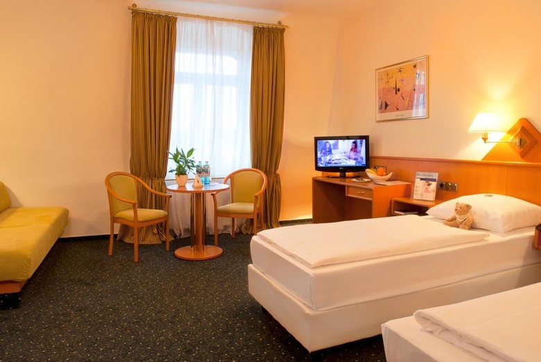 Favored Hotel Hansa