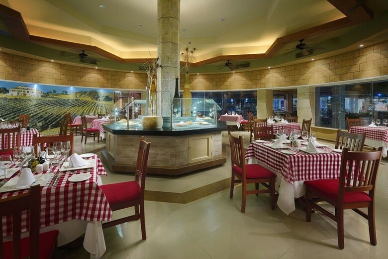 Hotel Occidental Costa Canc�n
