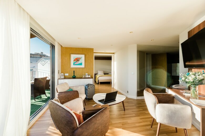 Hotel Helios