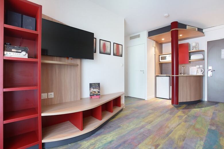 Hotel Suite Home Saran