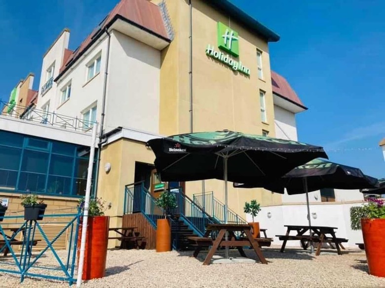 Hotel Holiday Inn West