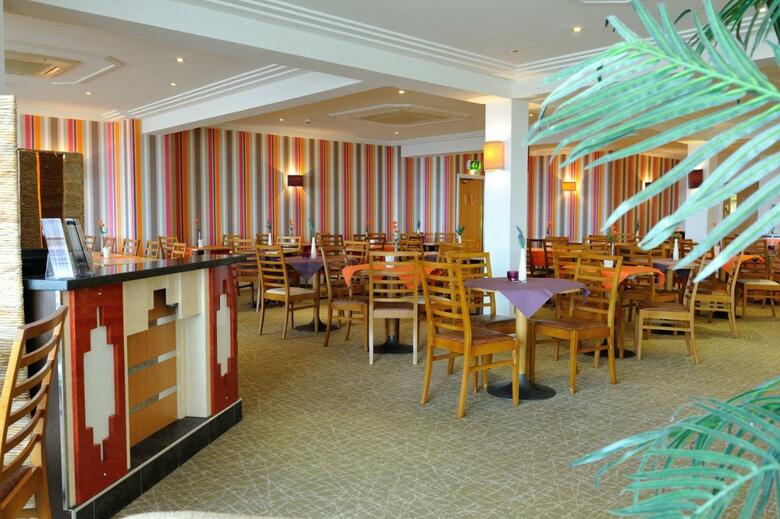 Hotel Carousel