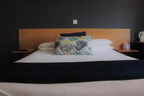 Hotel The Town & Country Lodge