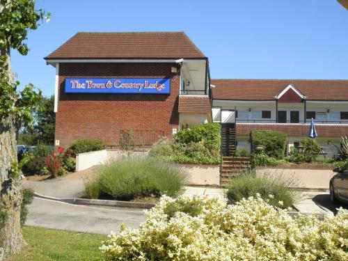 Hotel The Town & Country Lodge