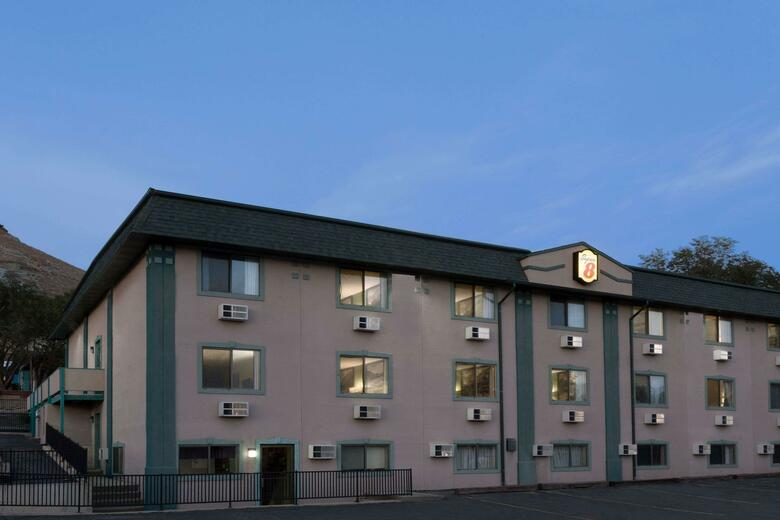 Hotel Super 8 By Wyndham Green River