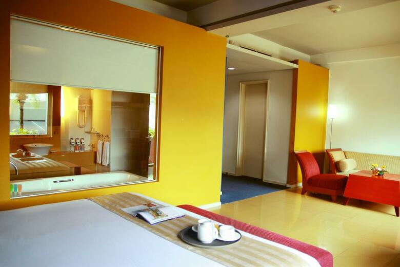 Sparks Hotel