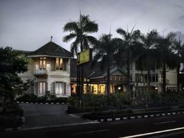 Hotel Phoenix