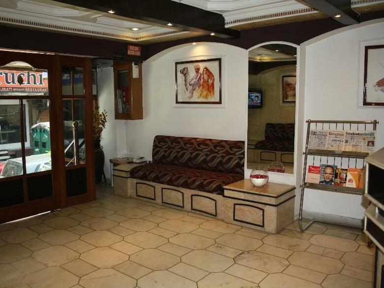 Hotel Rahul Palace