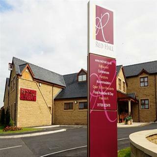 Hotel Red Hall