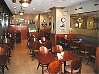 Hotel Com`s