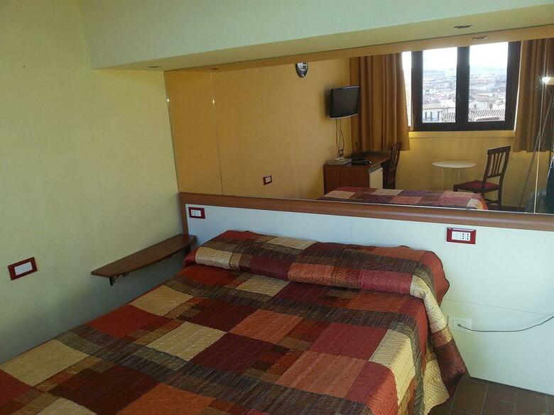 Hotel Ester