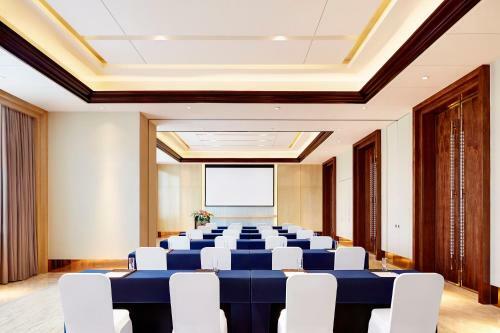 Sheraton Harbin Xiangfang Hotel