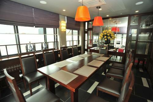Aparthotel Sinh Plaza