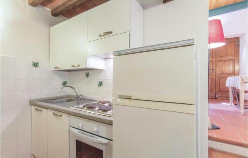Holiday Home Loc. Il Castellare F