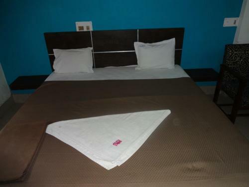 Ajatsatru Hotel