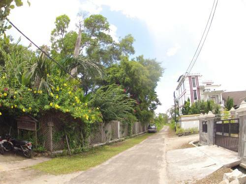 Hostal Bukit Raya Guesthouse