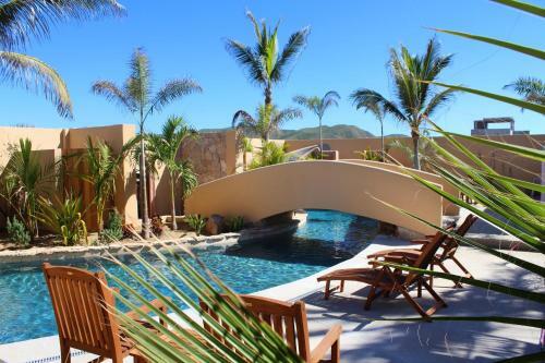 Posada Cerritos Beach Inn
