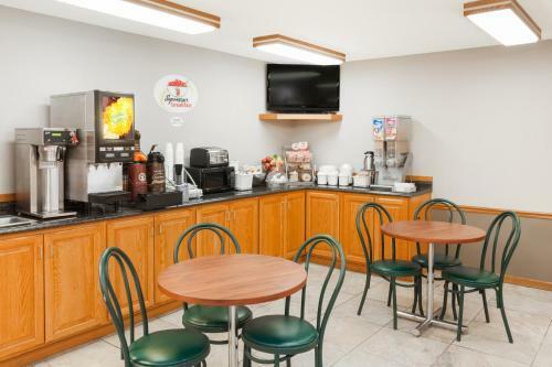Hotel Super 8 By Wyndham Watseka