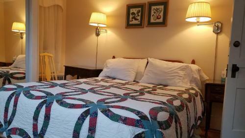 Hostal 1860 House Inn And Rental Home