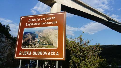 Hostal Guesthouse Zeko Rozat