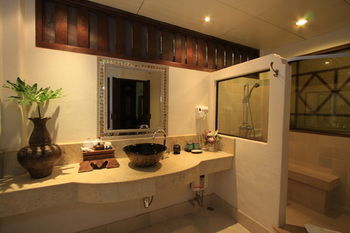Hotel Yaang Come Village