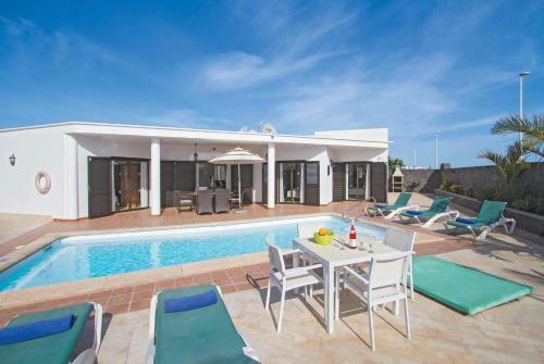 Villa Alexis
