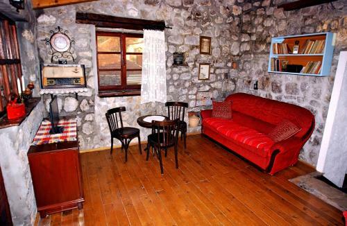 Oldmill Holiday Home