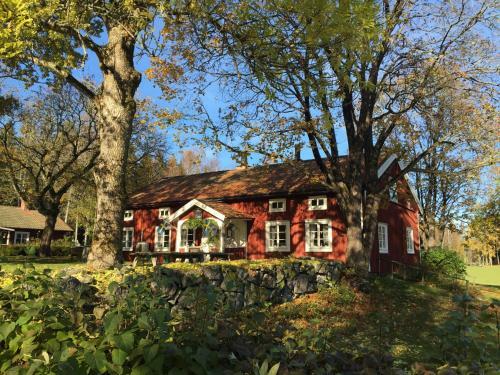 Albergue Lunedet Camping Caf� Restaurang Ab
