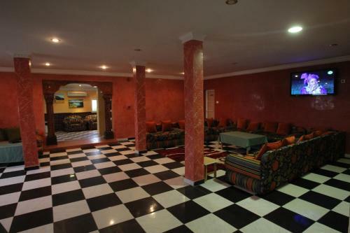 Hotel Emira