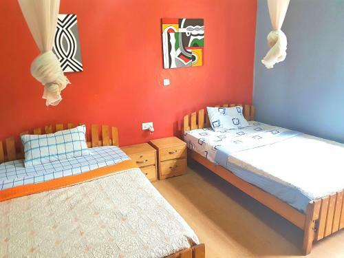 Hostal Yambi Guesthouse