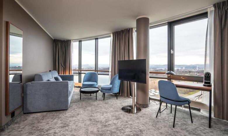 Hotel Rica Forum