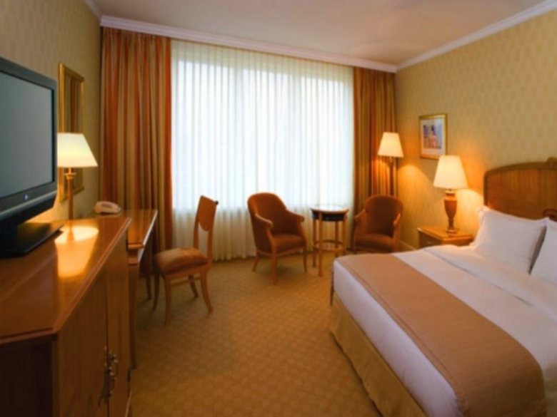 Sheraton Warsaw Hotel