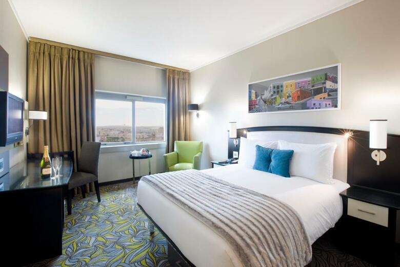 Hotel Southern Sun Waterfront