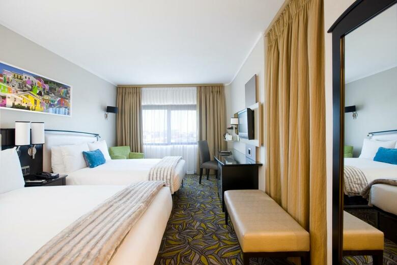 Hotel Southern Sun Waterfront