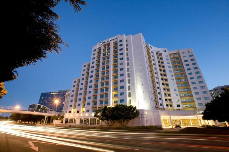 Hotel Southern Sun Waterfront