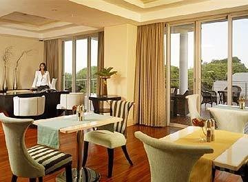 Suncoast Hotel And Towers