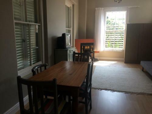 Hostal 30 On Oatlands Road