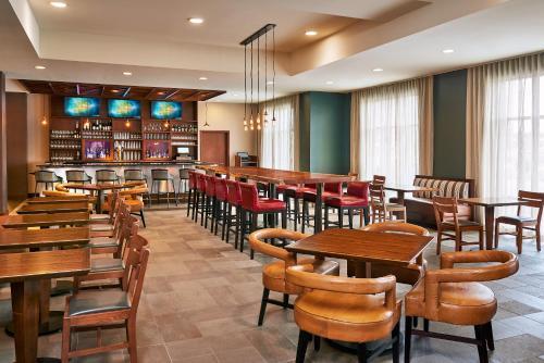 Hotel Four Points By Sheraton Fargo Medical Center